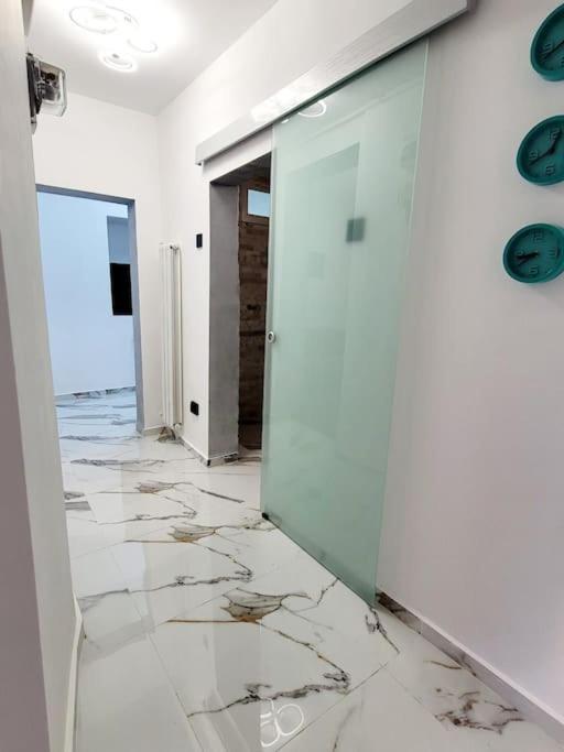Modern Studio At Unirii Bucarest Extérieur photo